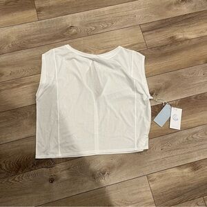 NWT Johnny Was Calme Size XL White Boxy Top Athletic Workout Top Muscle Tank